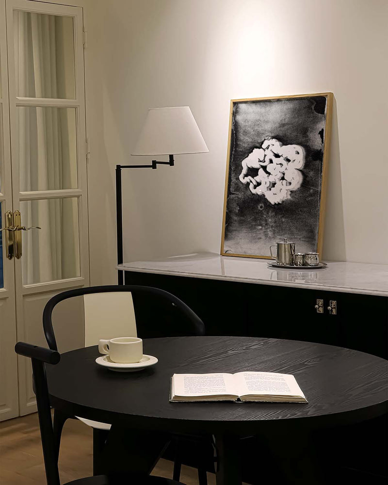 Künstlerisches Schwarz Weiß Blumenposter – Dark Flower
