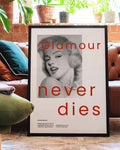 Glamour Never Dies | Vintage-inspiriertes Portrait-Poster