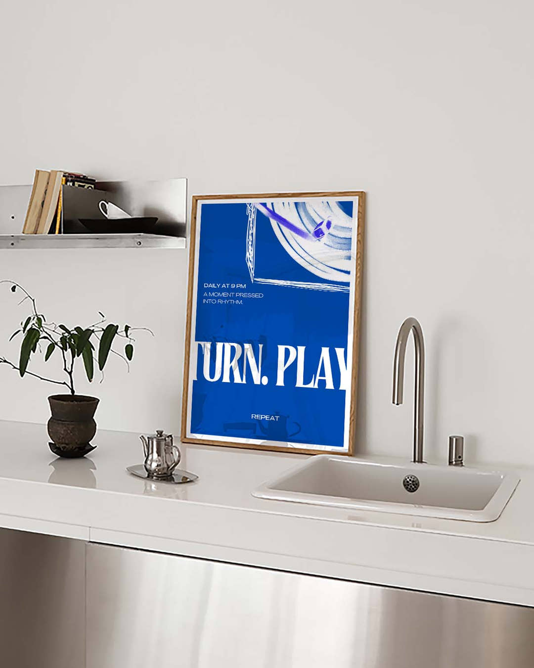 Turn Play | Modernes Typografie-Poster