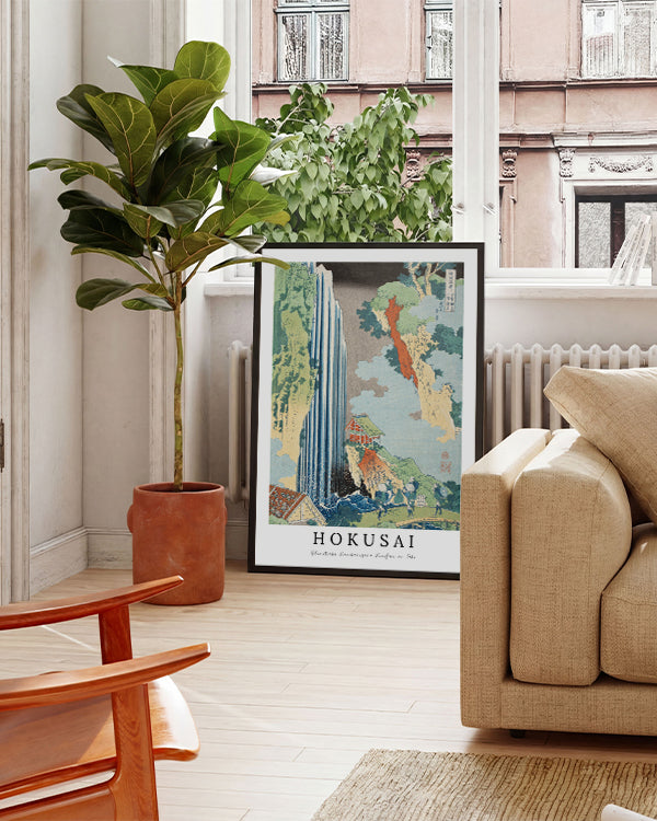 Asiatisches Dorf am Wasserfall zwischen Bäumen "Hokusai"