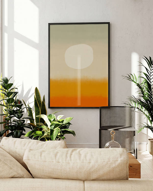 Farbverlauf, hellblau, beige, orange, dunkelorange. In der Mitte ein weißer Kreis