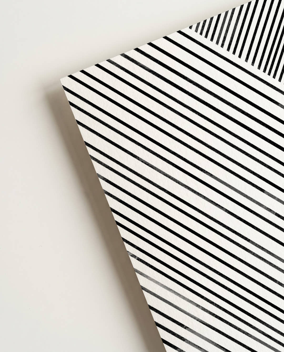 Minimalistisches Linienstruktur Poster – Abstract Grey Line Texture