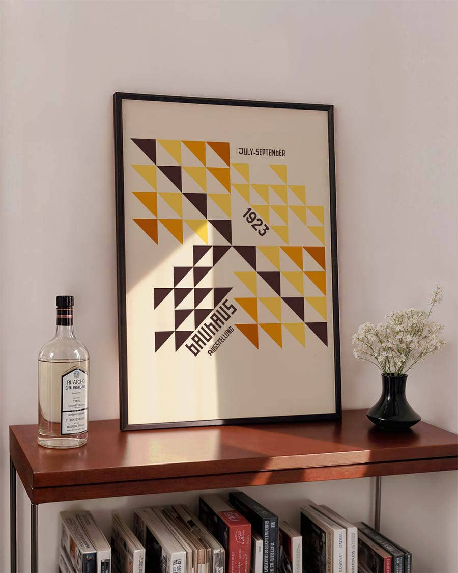 Bauhaus Poster Dreiecke – Bauhaus Triangle Pattern