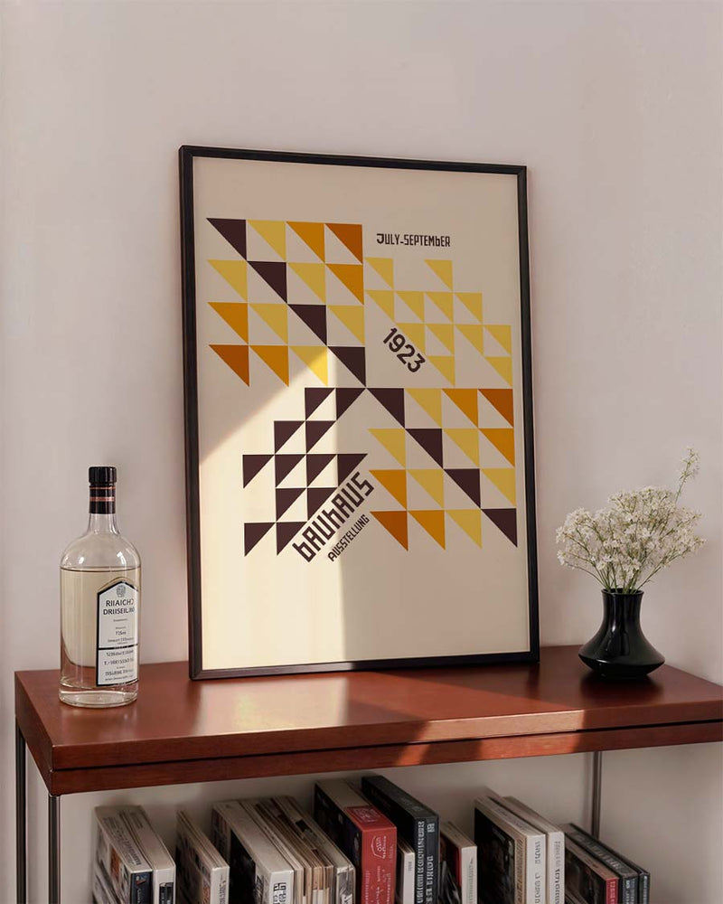 Bauhaus Poster Dreiecke – Bauhaus Triangle Pattern