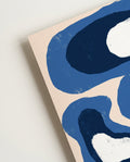 Blaues Abstraktes Formen Poster – Blue Abstract Organic Shapes