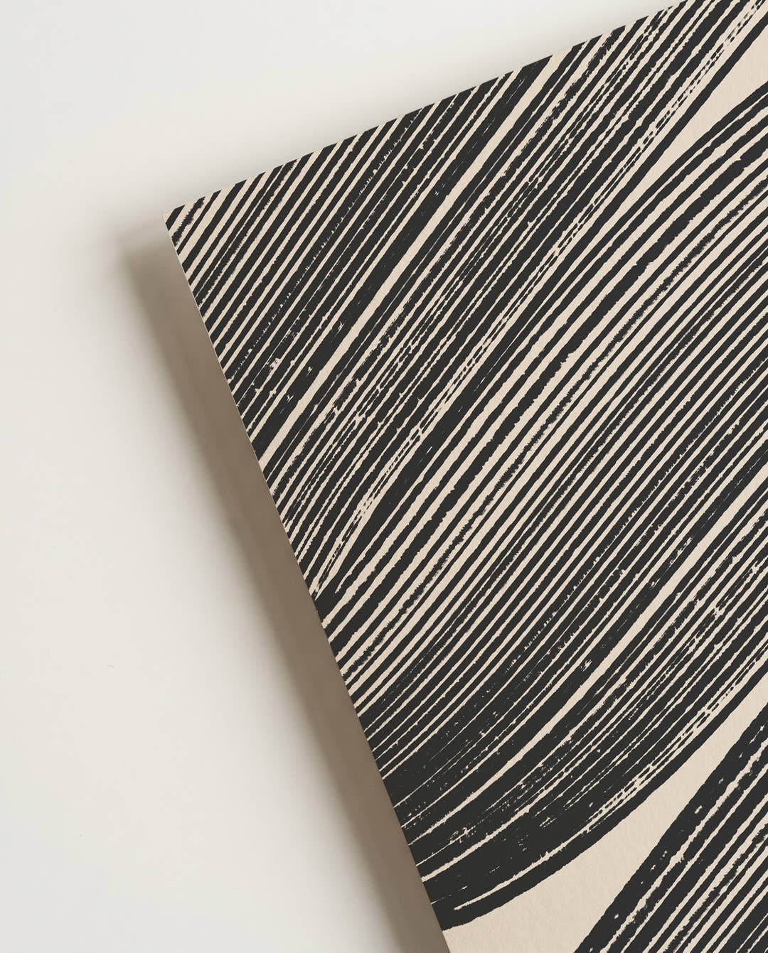 Abstraktes Pinsel Poster – Dunkle Flussdynamik