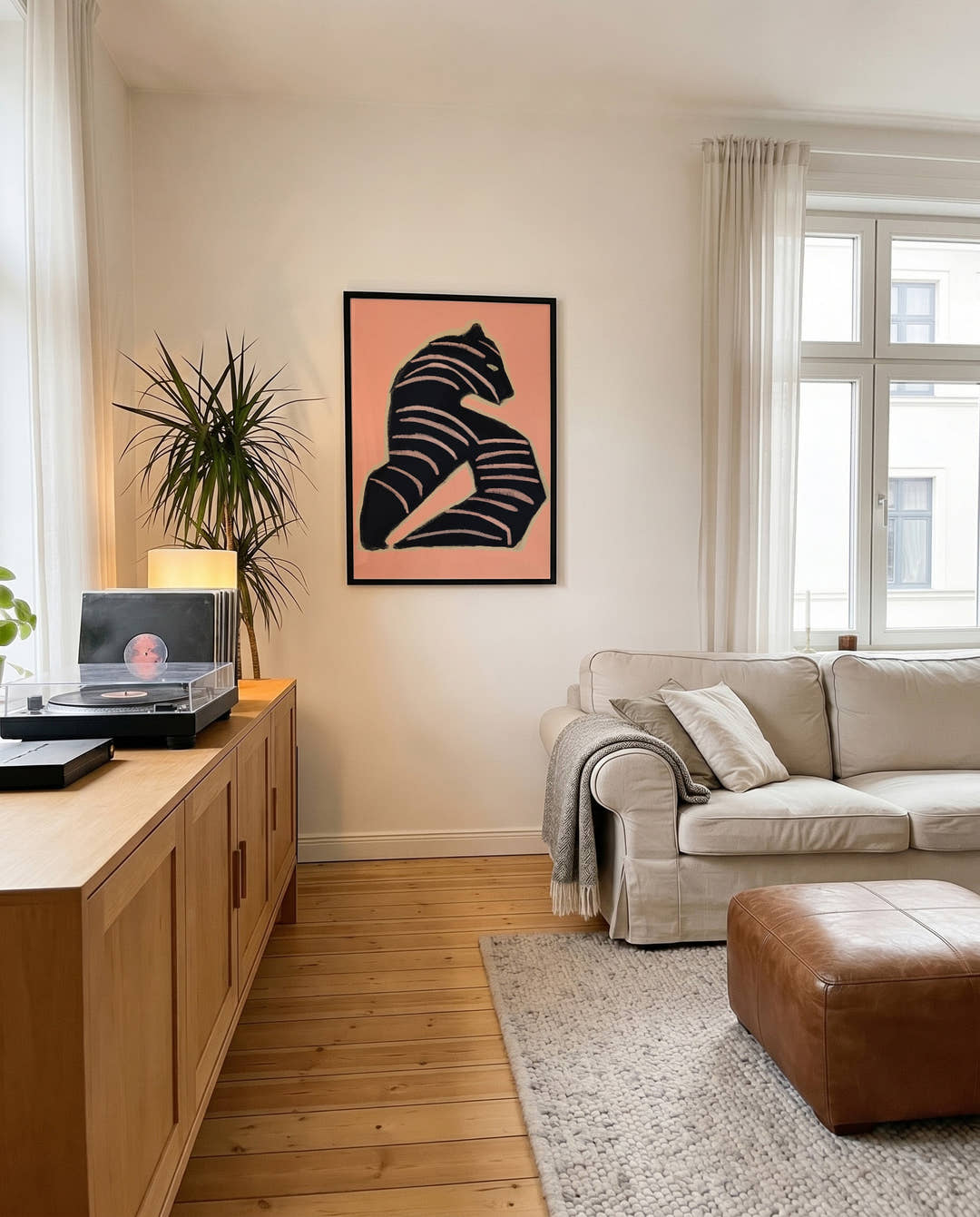 Striped Guardian | Moderne Abstrakte Figur Poster