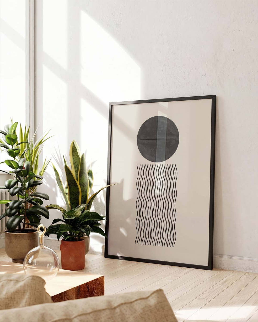 Sun Over Waves Poster – Minimalistisches Sonnenmotiv