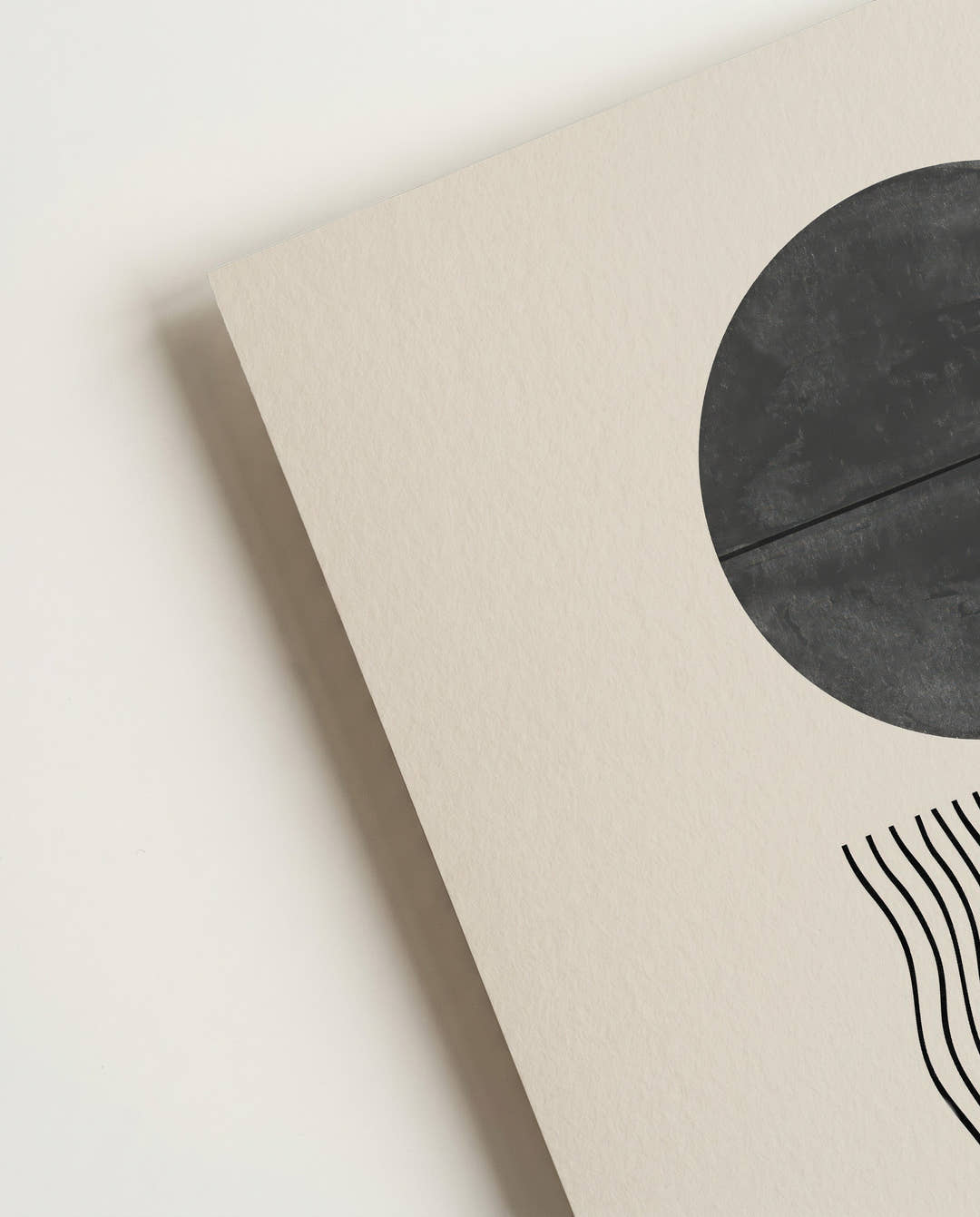 Sun Over Waves Poster – Minimalistisches Sonnenmotiv