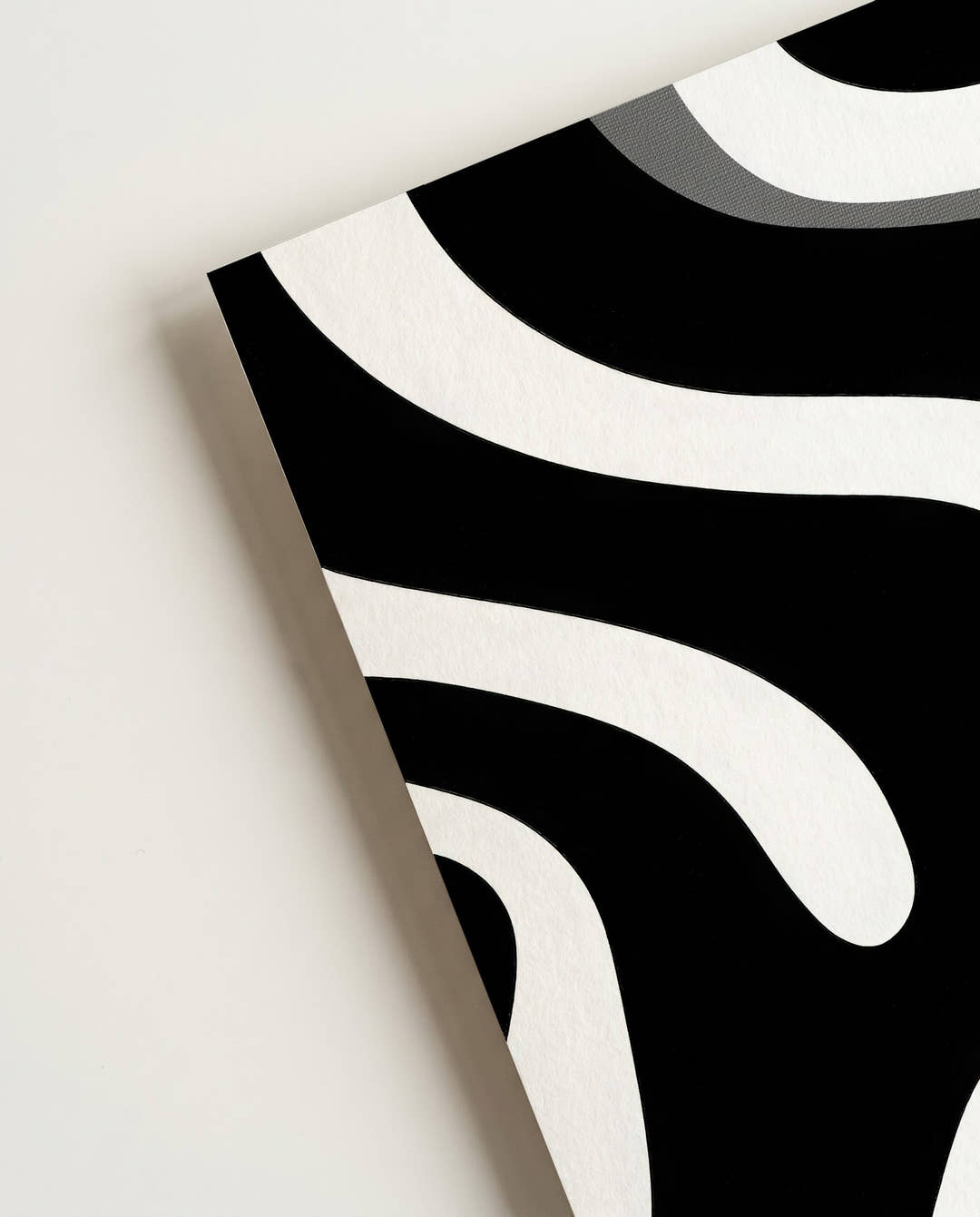 Minimalistisches Schwarz Weiß Wellen Poster – Minimal Instinct
