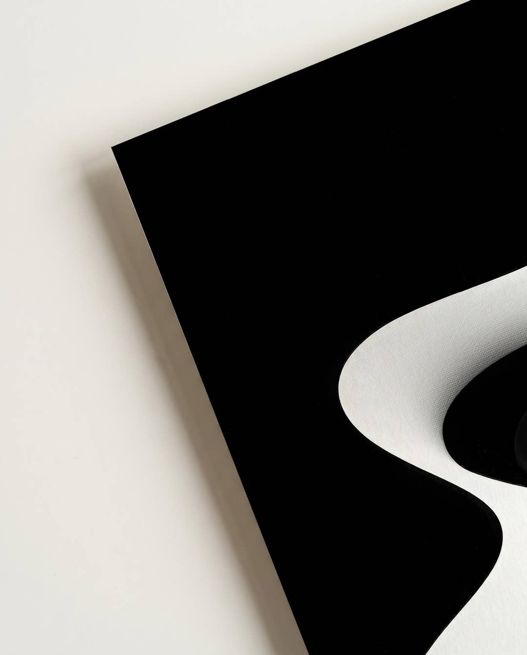 Abstraktes Kontrast Poster Schwarz Weiß – Mono Wave