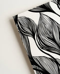 Texturiertes Linien Poster Schwarz Weiß – Soft Edges