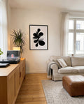 Organisches Blatt Poster Schwarz Weiß – Soft Void