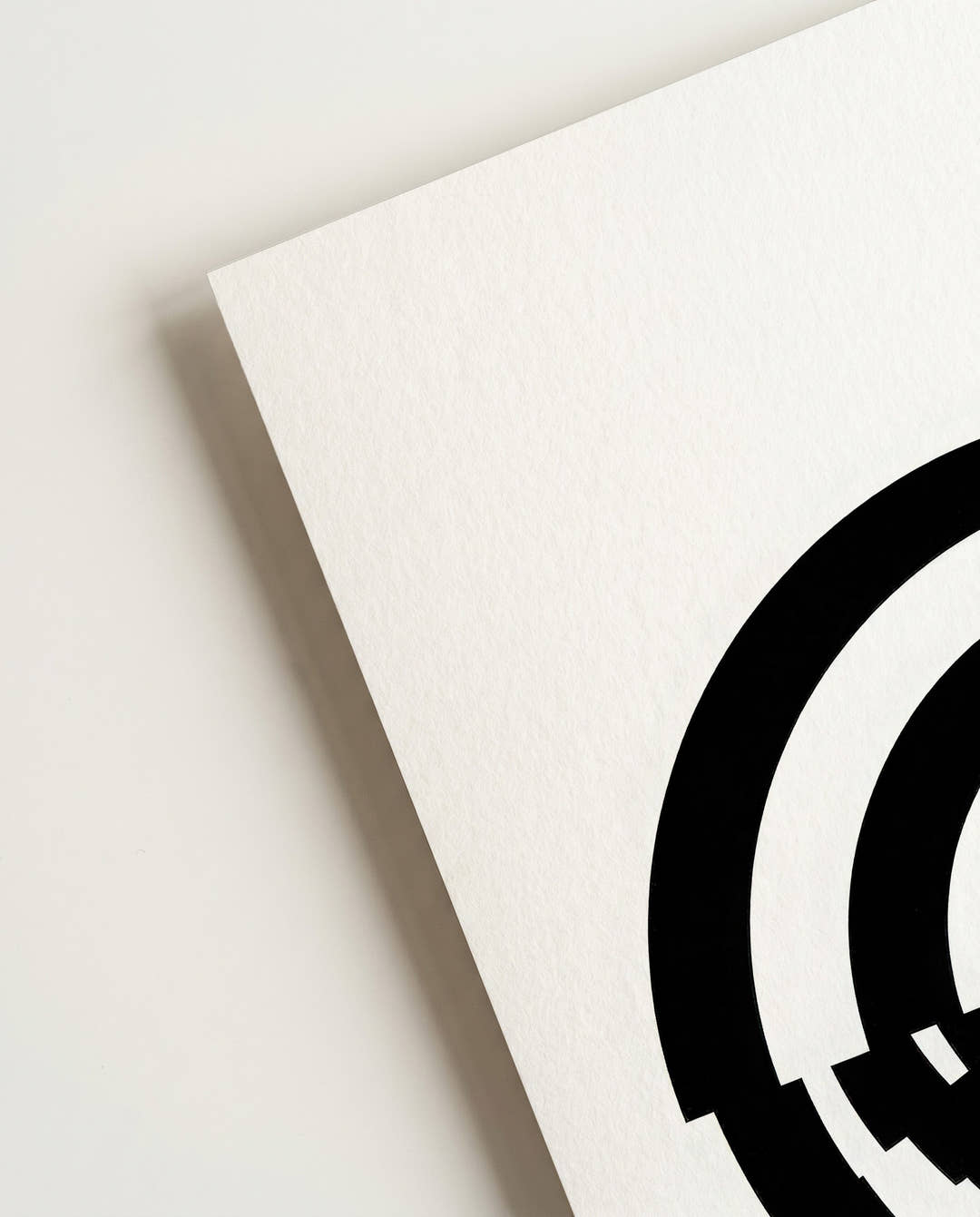 Grafisches Spiral Poster Schwarz Weiß – Visual Tension Line