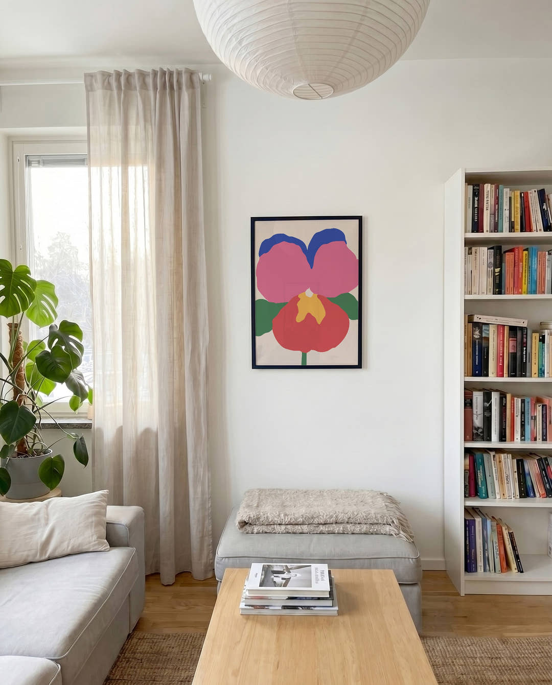 Abstraktes Blumenposter im Bauhaus-Stil – Abstract Bloom
