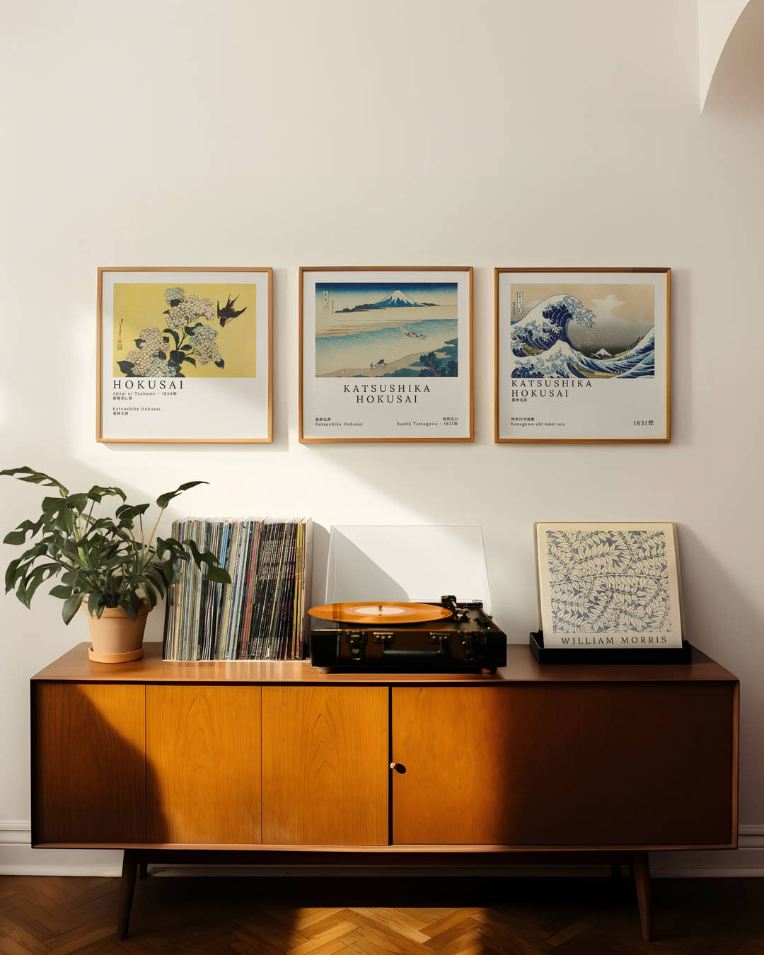 Ajisai ni Tsubame Poster – FineArt Wandbild, moderne Kunst &amp; Fine Art Print von Spawnd, handgefertigt &amp; Made in Germany