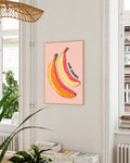 Bananen Poster – Gone Bananas Poster – FineArt Wandbild, moderne Kunst & Fine Art Print von Spawnd, handgefertigt & Made in Germany