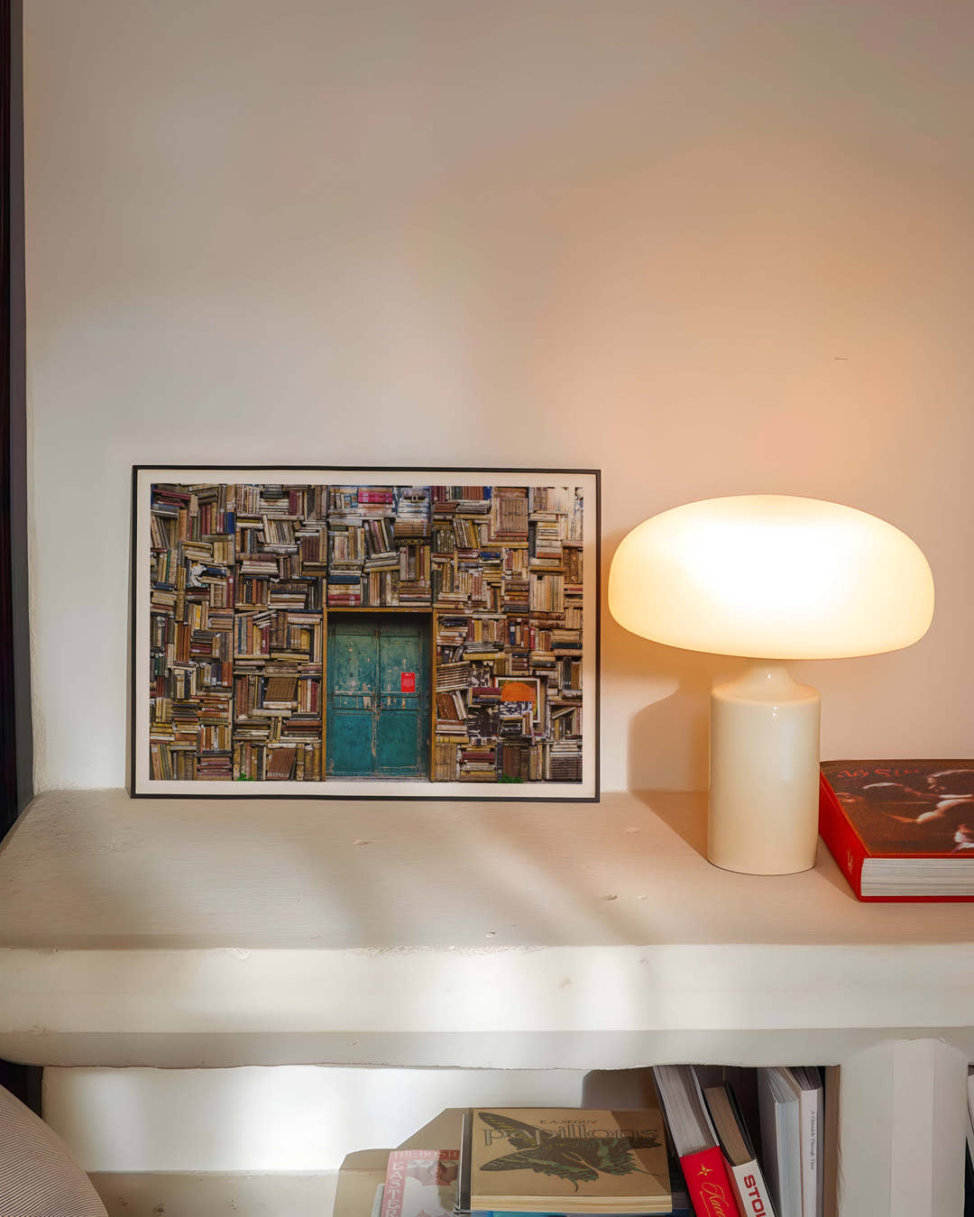 Books in shelves Poster – FineArt Wandbild, moderne Kunst &amp; Fine Art Print von Spawnd, handgefertigt &amp; Made in Germany