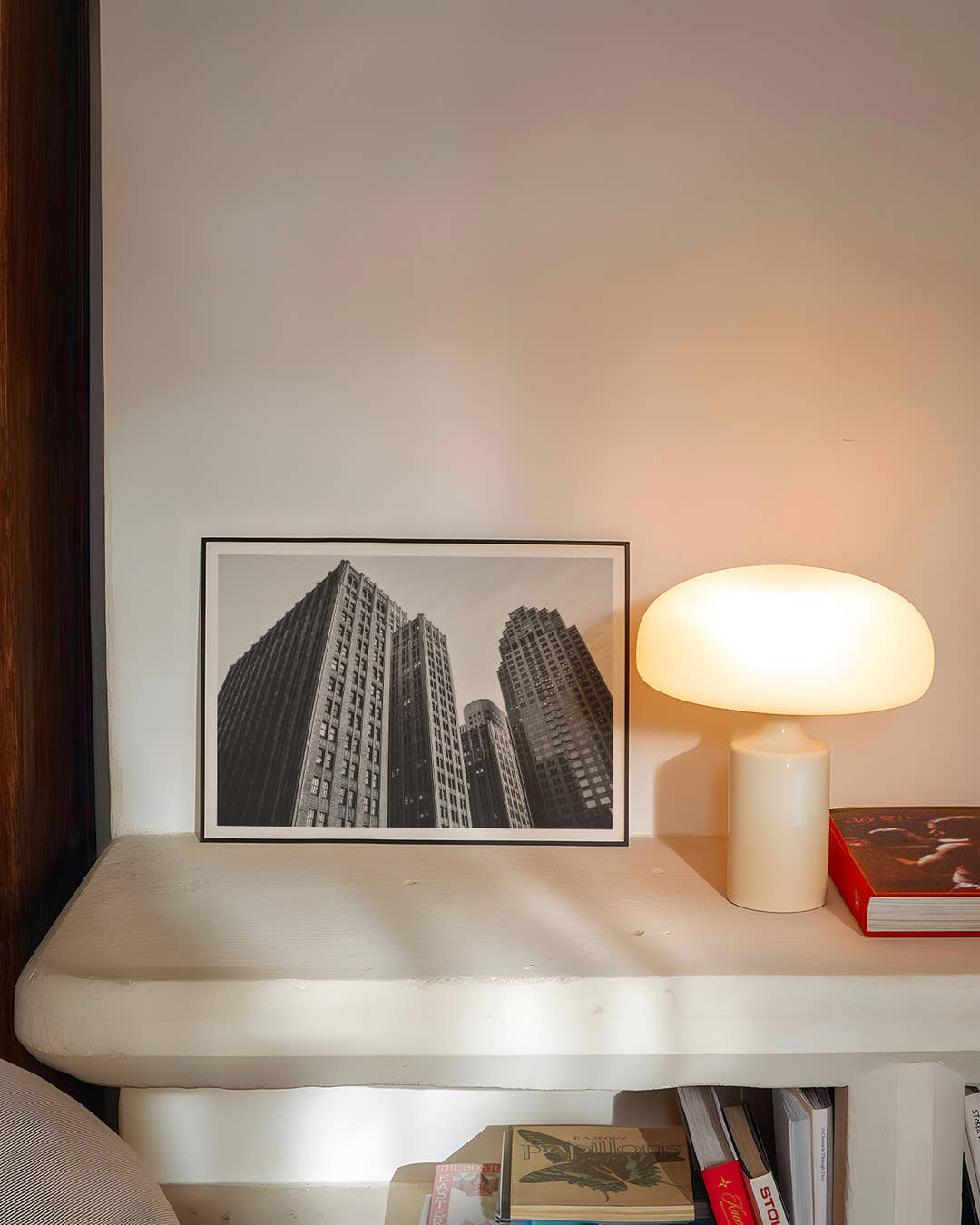 Downtown Poster – FineArt Wandbild, moderne Kunst &amp; Fine Art Print von Spawnd, handgefertigt &amp; Made in Germany