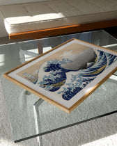 Kanagawa-oki nami ura Poster – FineArt Wandbild, moderne Kunst & Fine Art Print von Spawnd, handgefertigt & Made in Germany