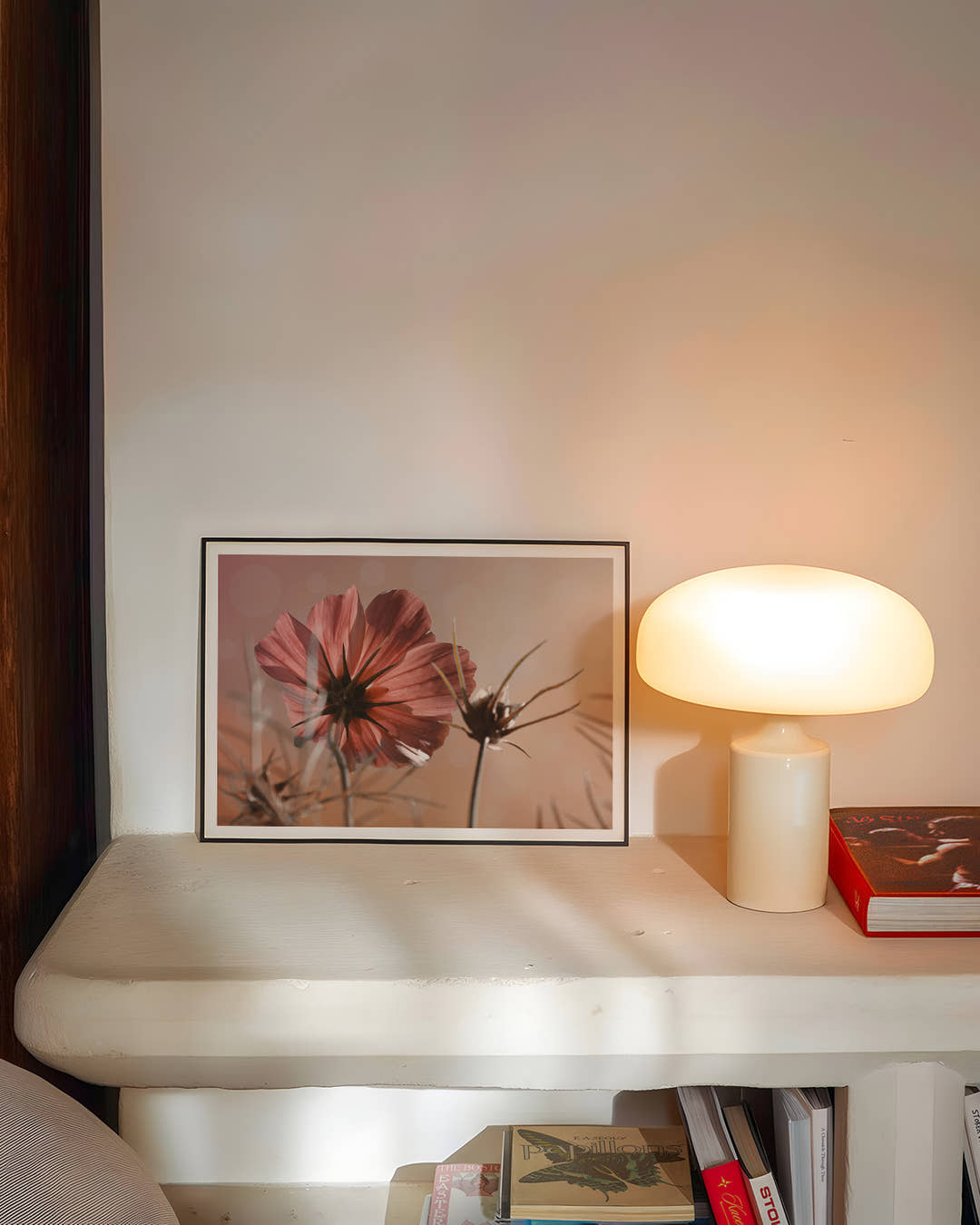 Lonely flower Poster – FineArt Wandbild, moderne Kunst &amp; Fine Art Print von Spawnd, handgefertigt &amp; Made in Germany