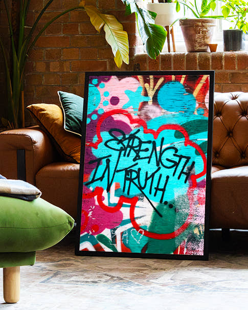 Urban Graffiti Poster – Street Truth Poster – FineArt Wandbild, moderne Kunst &amp; Fine Art Print von Spawnd, handgefertigt &amp; Made in Germany