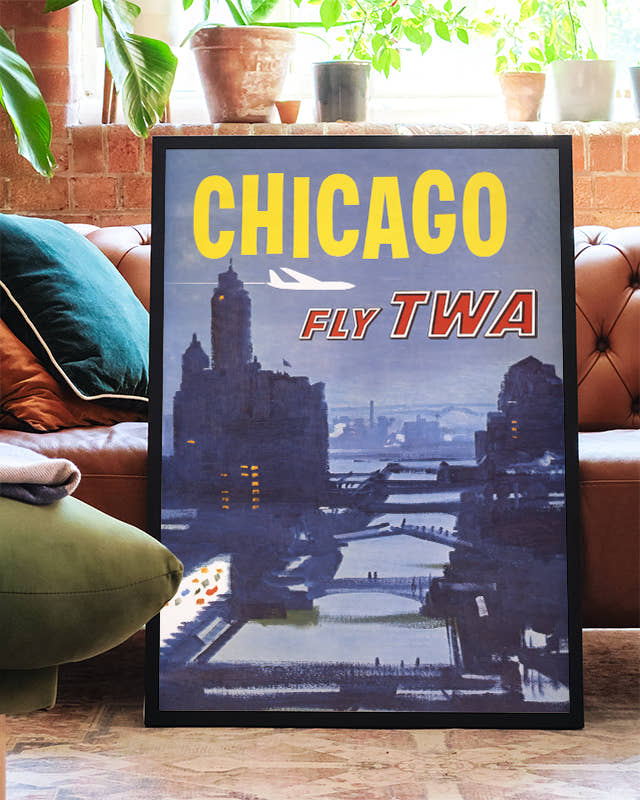 Vintage Chicago Skyline Flugreise Poster – Chicago Fly TWA Poster – FineArt Wandbild, moderne Kunst &amp; Fine Art Print von Spawnd, handgefertigt &amp; Made in Germany