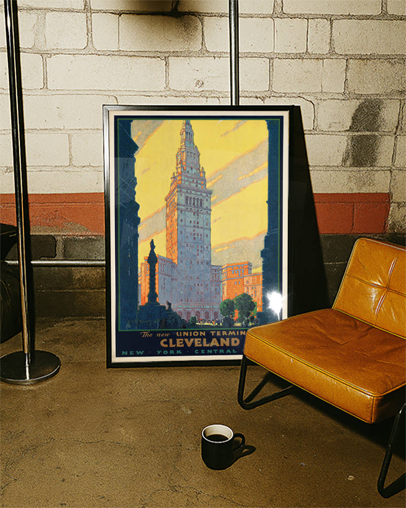 Vintage Cleveland USA Poster – Union Terminal Bahnhof Poster – FineArt Wandbild, moderne Kunst &amp; Fine Art Print von Spawnd, handgefertigt &amp; Made in Germany