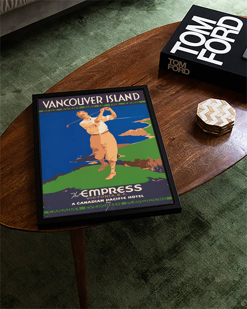 Vintage Golf Reiseplakat Kanada Poster – Vancouver Island Golf Poster – FineArt Wandbild, moderne Kunst &amp; Fine Art Print von Spawnd, handgefertigt &amp; Made in Germany