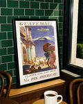 Vintage Guatemala Reiseplakat mit Vulkan – Guatemala Poster – FineArt Wandbild, moderne Kunst & Fine Art Print von Spawnd, handgefertigt & Made in Germany