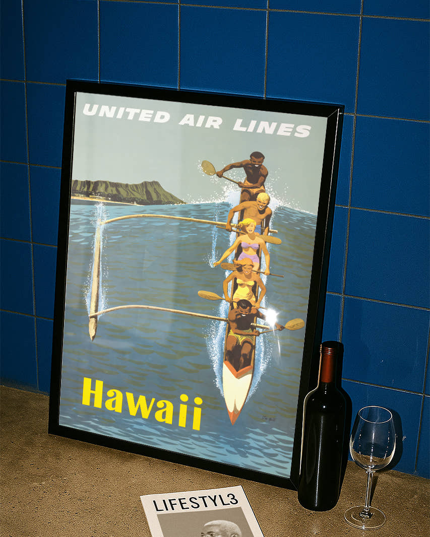 Vintage Hawaii Reiseplakat mit Kanu und Diamond Head – Hawaii Poster – FineArt Wandbild, moderne Kunst &amp; Fine Art Print von Spawnd, handgefertigt &amp; Made in Germany