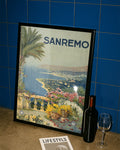 Vintage Italien Riviera Poster mit Küste – Sanremo Poster – FineArt Wandbild, moderne Kunst & Fine Art Print von Spawnd, handgefertigt & Made in Germany