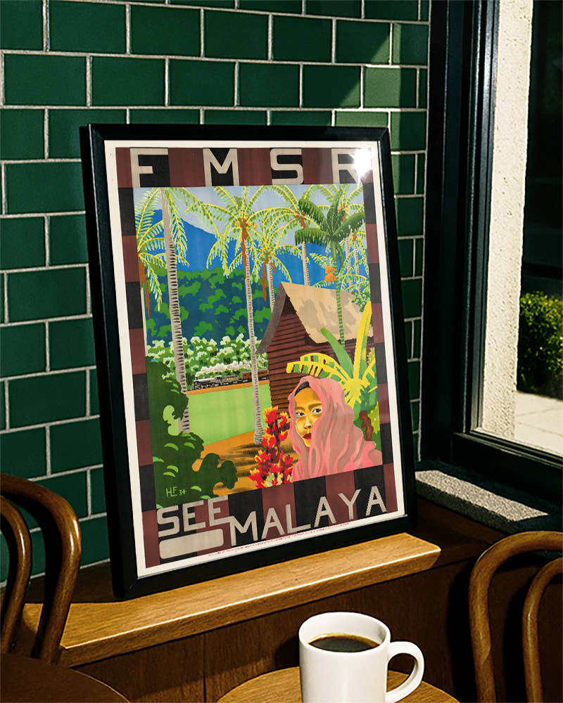 Vintage Malaysia Reiseplakat mit Palmen – See Malaya Poster – FineArt Wandbild, moderne Kunst &amp; Fine Art Print von Spawnd, handgefertigt &amp; Made in Germany