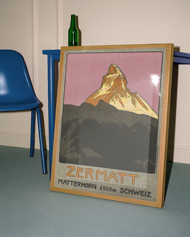 Vintage Zermatt Poster – Matterhorn 4505 m Schweiz Poster – FineArt Wandbild, moderne Kunst & Fine Art Print von Spawnd, handgefertigt & Made in Germany