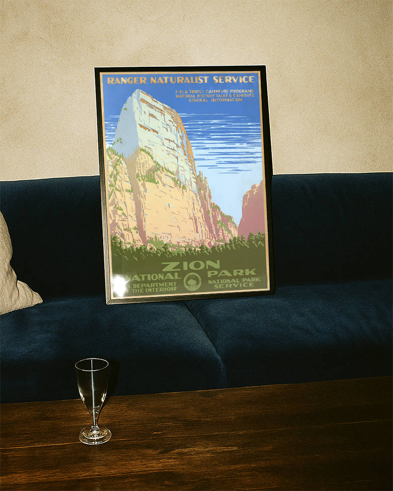 Vintage Zion Nationalpark Poster – Utah Klippen USA Poster – FineArt Wandbild, moderne Kunst &amp; Fine Art Print von Spawnd, handgefertigt &amp; Made in Germany