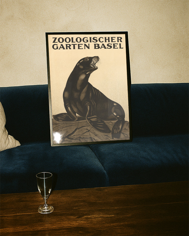 Vintage Zoo Basel Poster – Zoologischer Garten Basel Elefant Poster – FineArt Wandbild, moderne Kunst & Fine Art Print von Spawnd, handgefertigt & Made in Germany